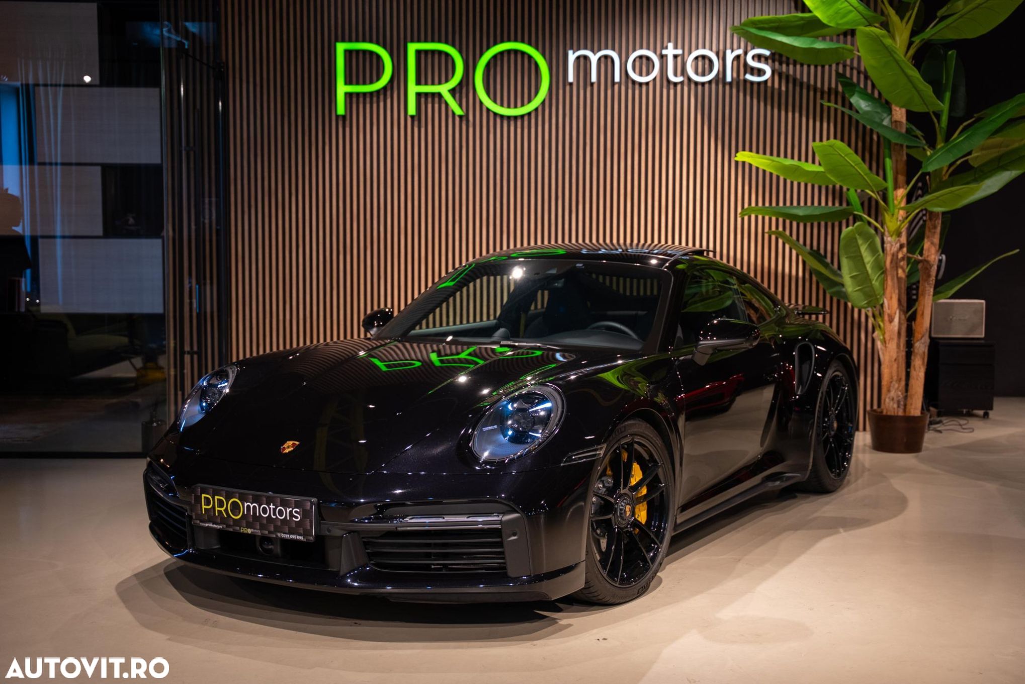Porsche 911-TURBO-S PDK - 1