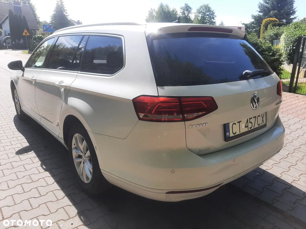 Volkswagen Passat - 7