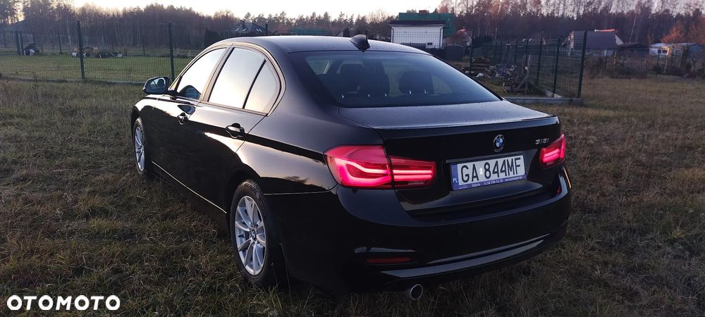 BMW Seria 3 318i Advantage - 4