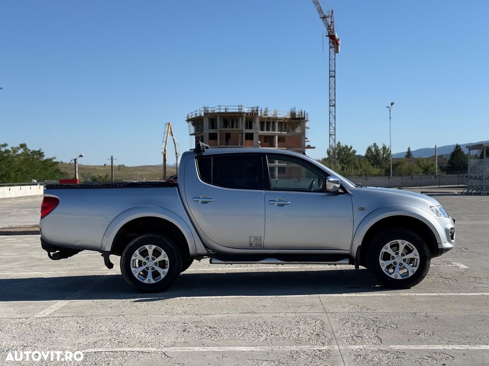 Mitsubishi L200 - 4