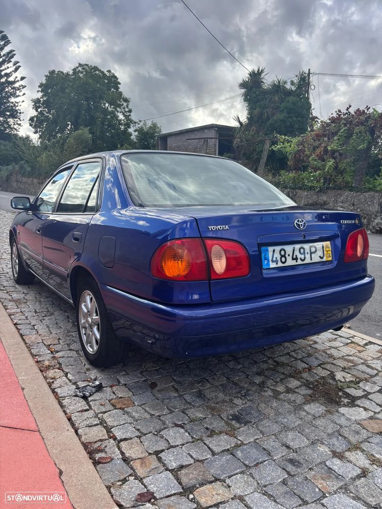 Toyota Corolla 1.4 VVT-i Sol - 3
