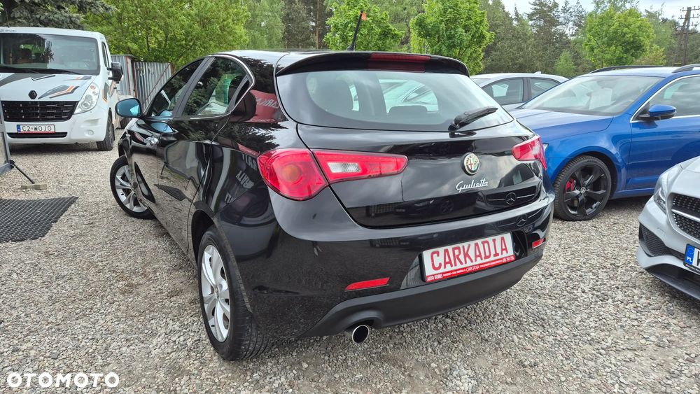 Alfa Romeo Giulietta 1.6 JTDM 16V Impression - 11