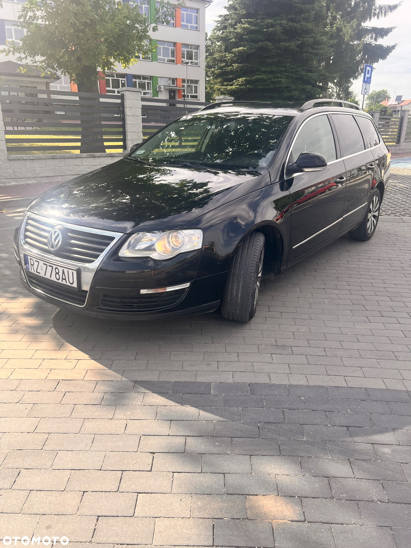 Volkswagen Passat 1.9 TDI Highline - 2