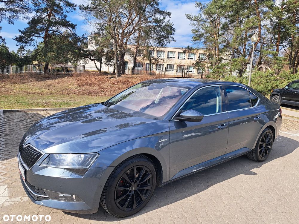 Skoda Superb 2.0 TDI 4x4 L&K DSG - 1