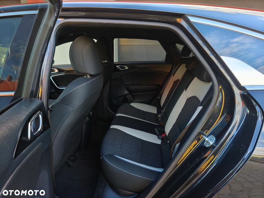 Kia ProCeed 1.0 T-GDI GT Line - 8
