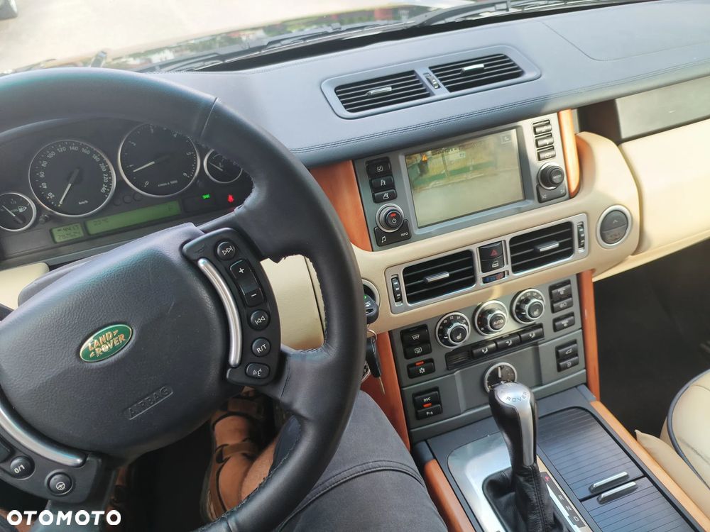 Land Rover Range Rover TDV8 Vogue - 19
