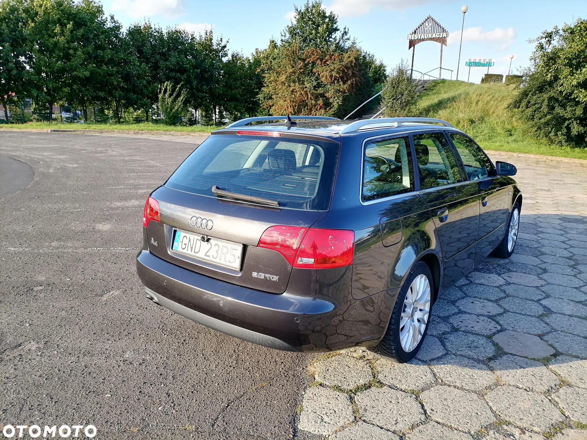 Audi A4 Avant 2.0 TDI - 7