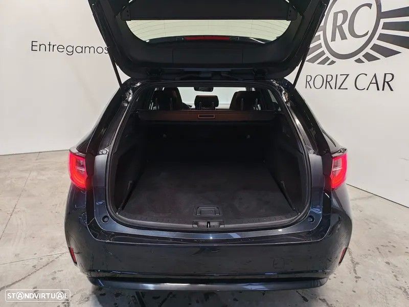Toyota Corolla Touring Sports 1.8 Hybrid Comfort+P.Sport - 13