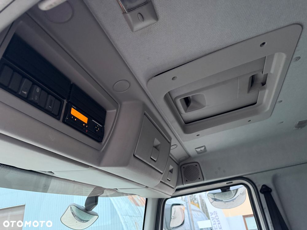 Volvo FL 280 4X4 - 21