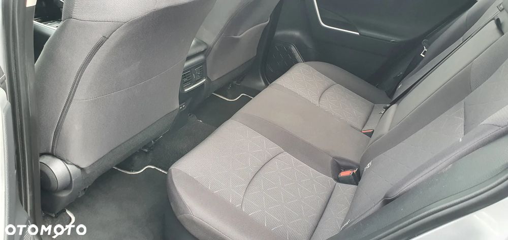 Toyota RAV4 - 12