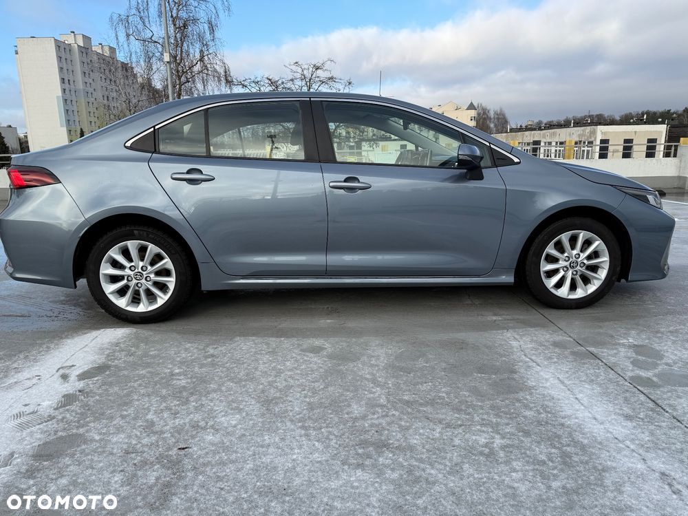 Toyota Corolla 1.8 Hybrid Comfort - 9