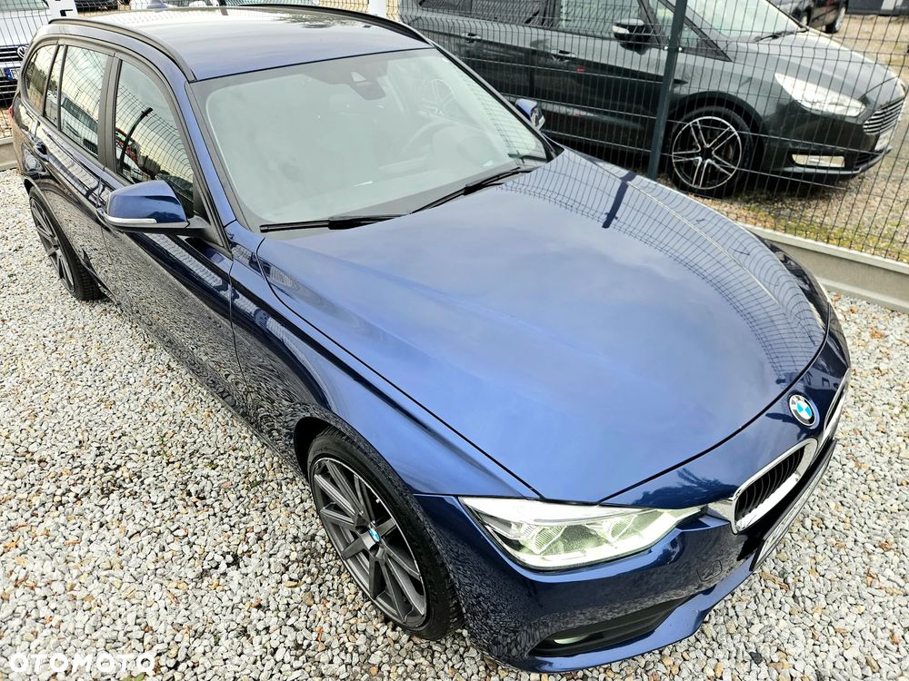 BMW Seria 3 320d Sport Line - 15