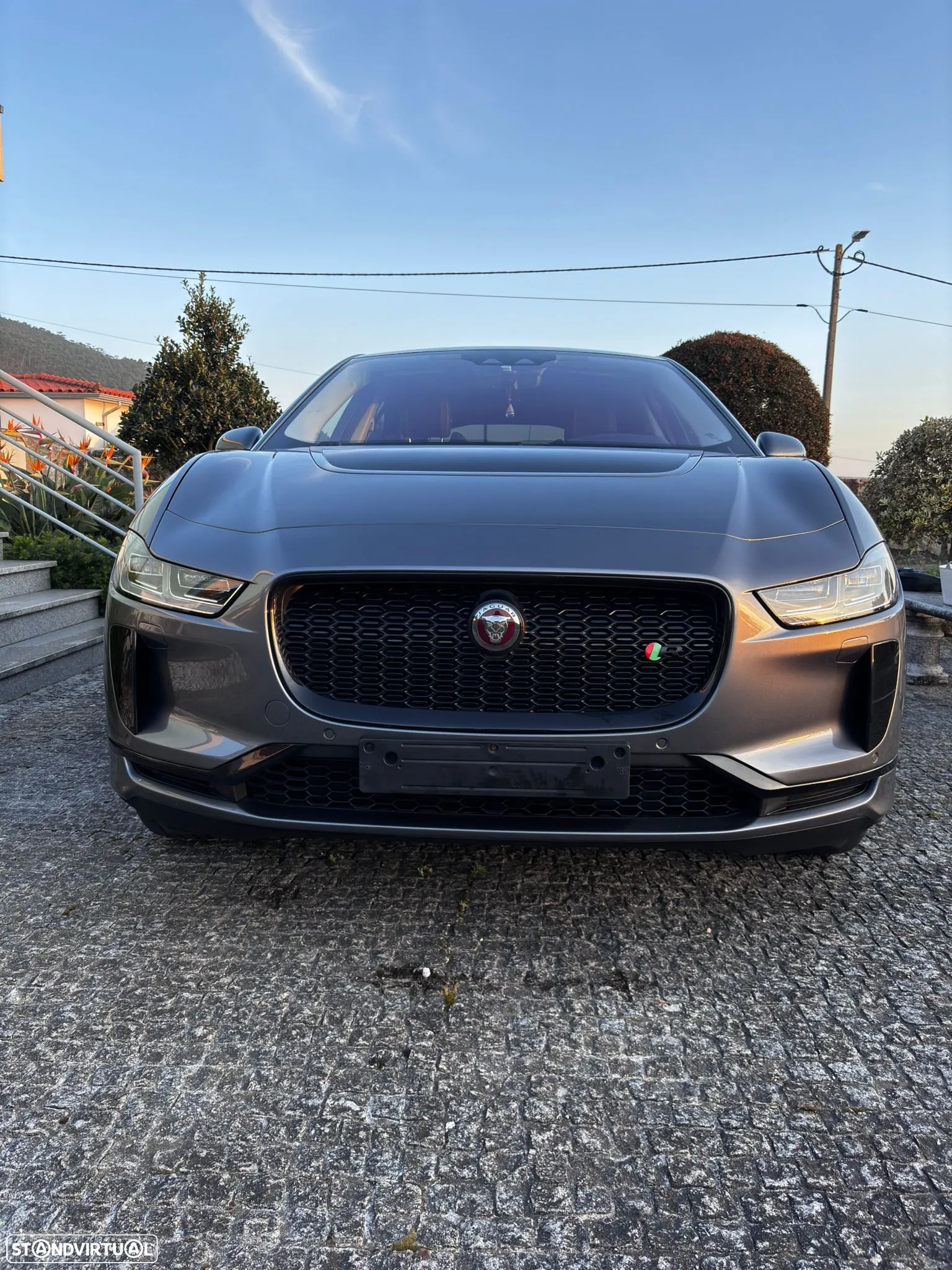 Jaguar I-Pace EV400 AWD R-DYNAMIC SE - 4