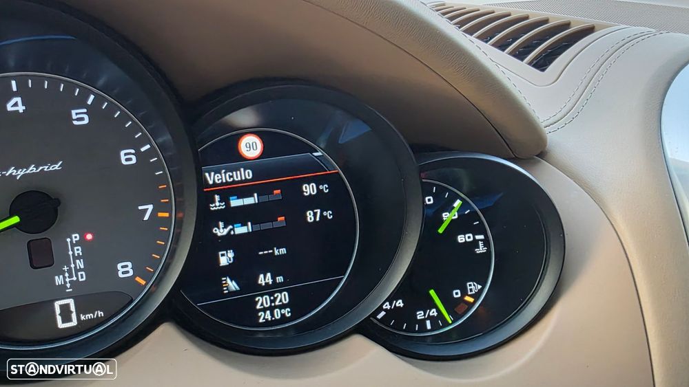 Porsche Cayenne S E-Hybrid Platinum Edition - 43