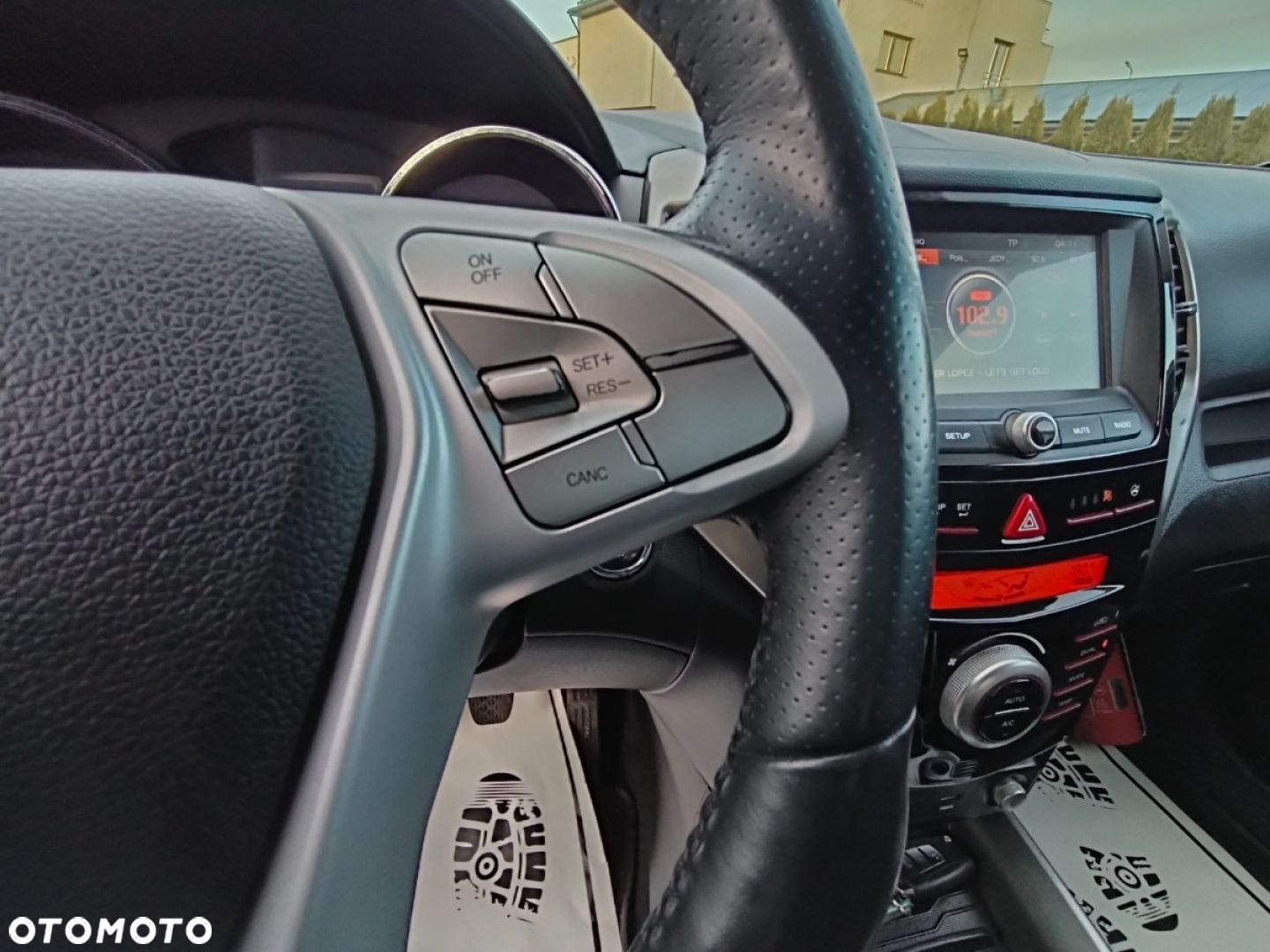SsangYong/KGM Tivoli - 12