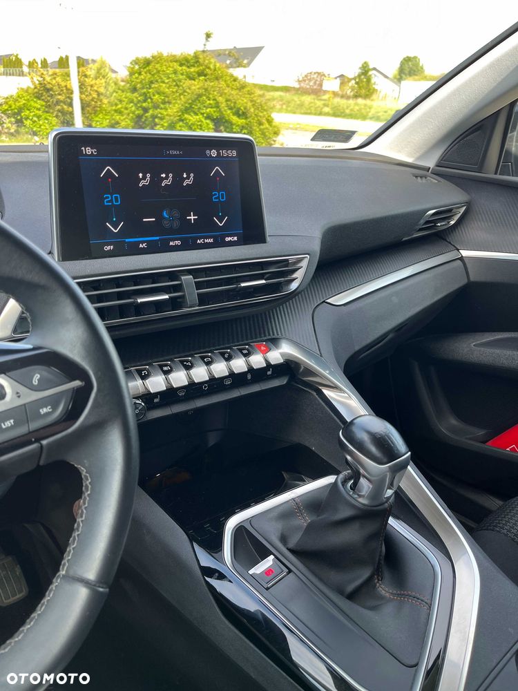 Peugeot 5008 - 6