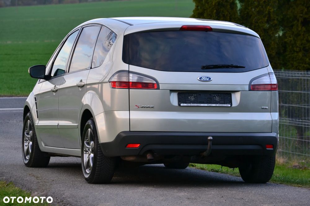 Ford S-Max 2.0 TDCi DPF Business Edition - 14