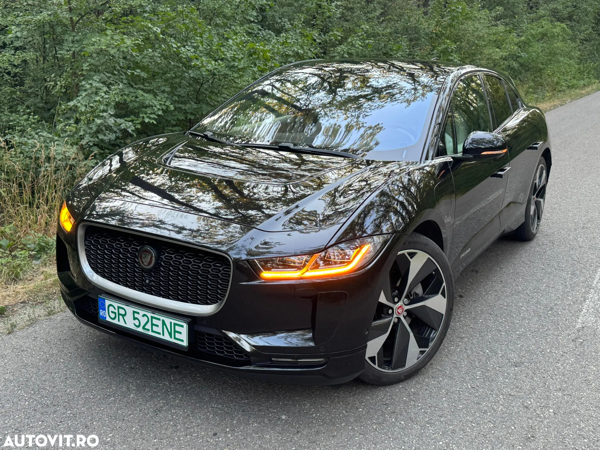 Jaguar I-Pace HSE - 8