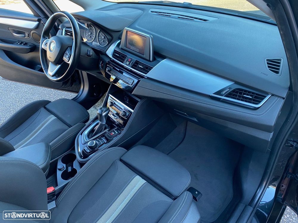 BMW 216 Active Tourer d Line Sport Auto - 12