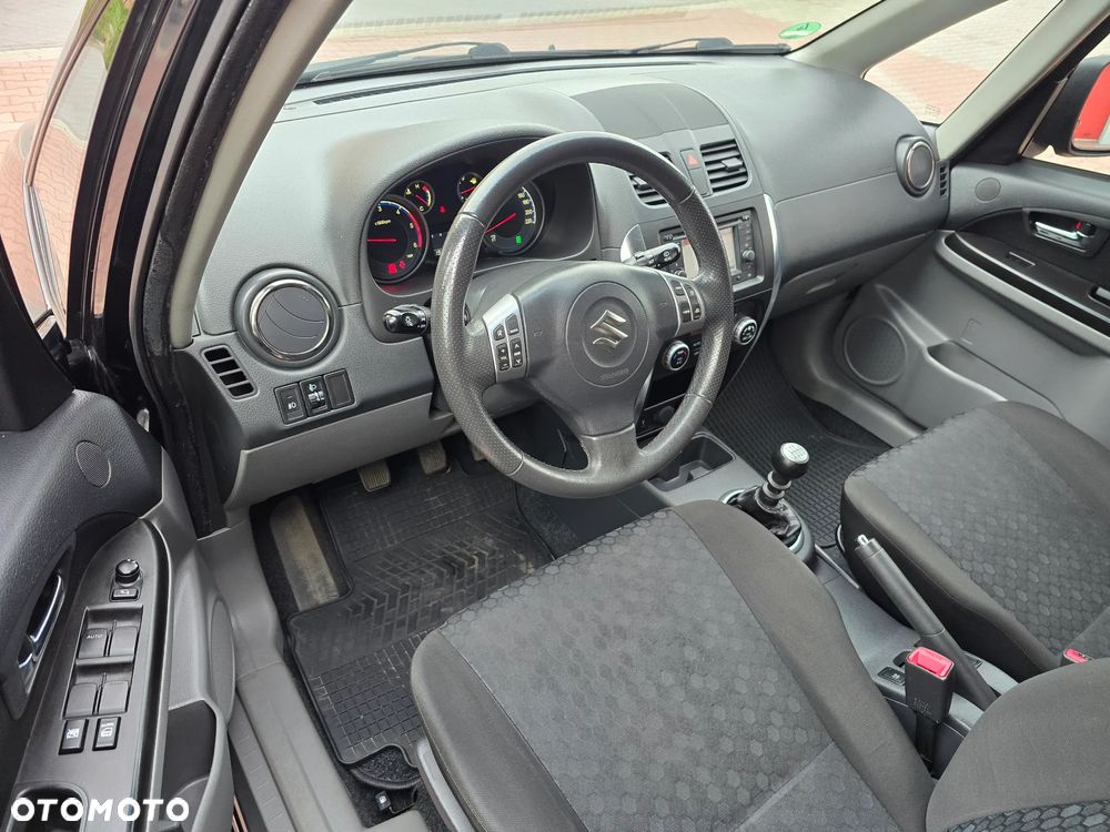 Suzuki SX4 Classic 2.0 DDiS 4x4 Comfort - 8