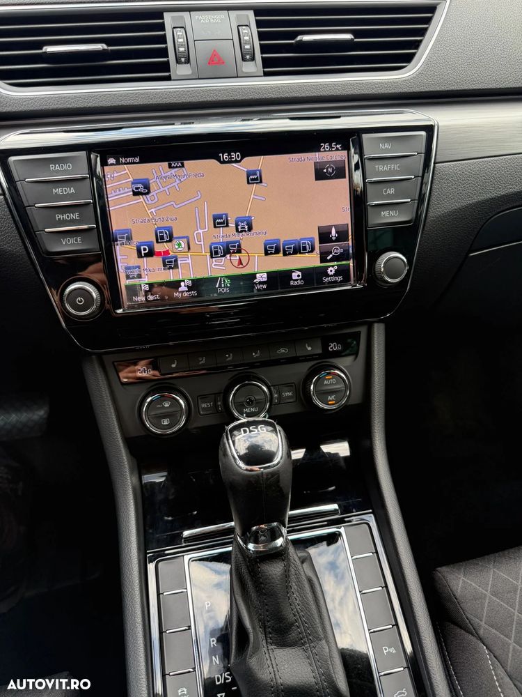Skoda Superb 2.0 TDI DSG Ambition - 9