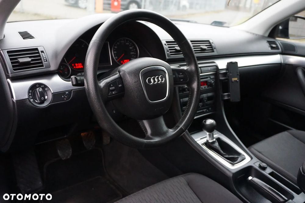 Audi A4 Limousine 2.0 TDI - 9