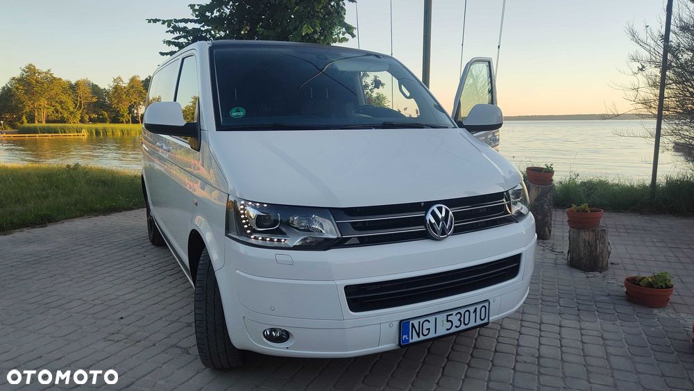 Volkswagen Multivan - 1