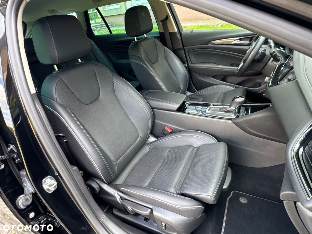 Opel Insignia 2.0 Automatik Business Innovation - 25