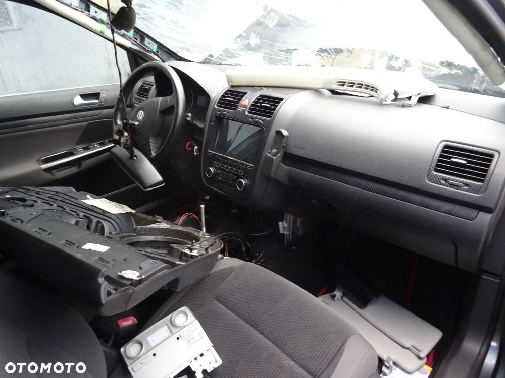 Volkswagen Golf 6 benzyna 1.4 CAX lakier(LD7X) na części drzwi zderzak klapa fotel - 6