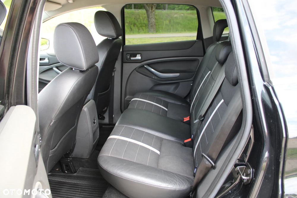 Ford Kuga - 23