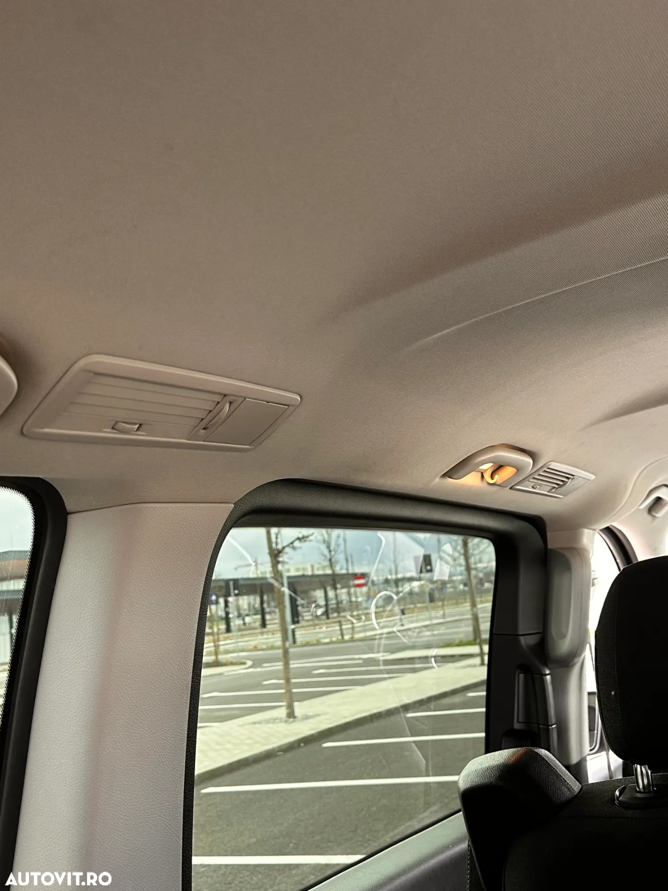 Mercedes-Benz V 220 d extralang 7G-TRONIC SCORE - 18