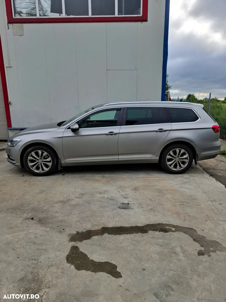 Volkswagen Passat 2.0 TDI DSG 4Motion Comfortline - 3