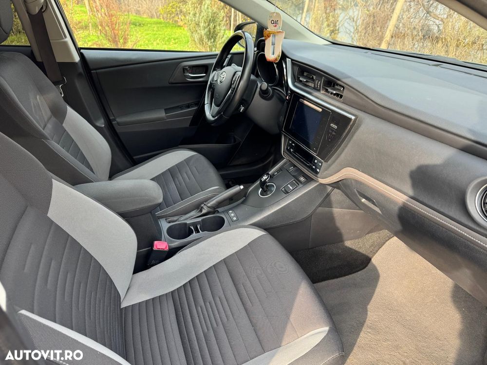 Toyota Auris 1.8 L VVT-i TS Hybrid Luna - 13