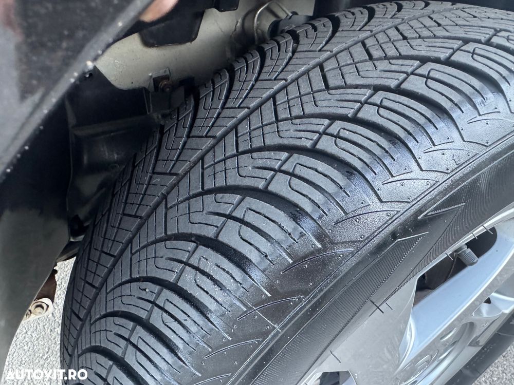 Dacia Duster dCi 110 FAP 4x4 Laureate - 14