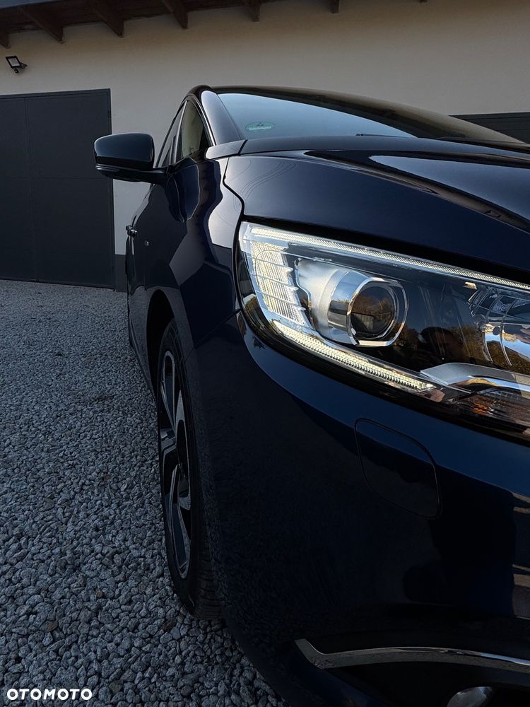 Renault Scenic - 5