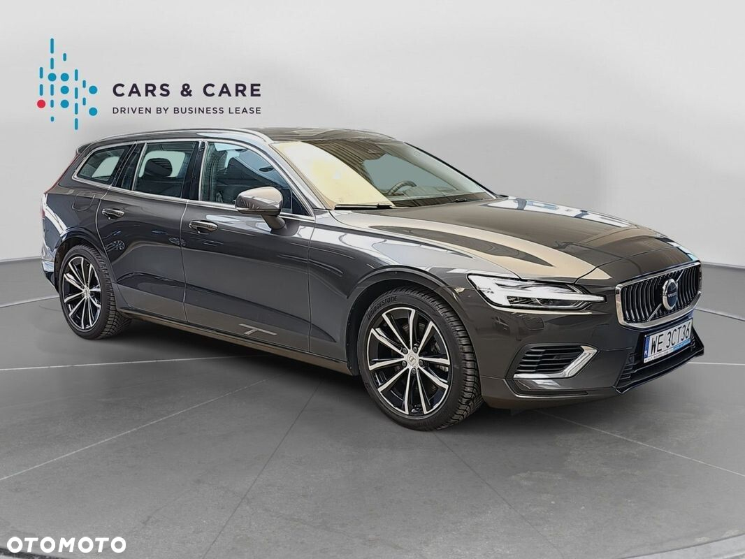 Volvo V60 T6 AWD Plug-In Hybrid Ultra Dark - 8