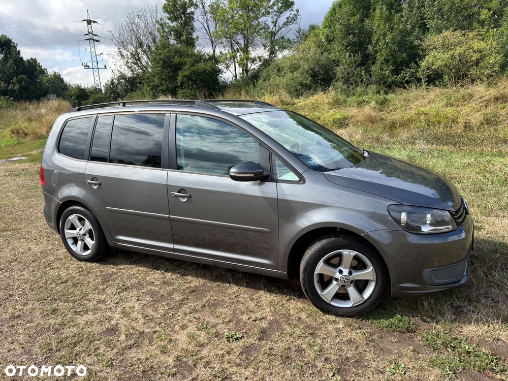 Volkswagen Touran - 3