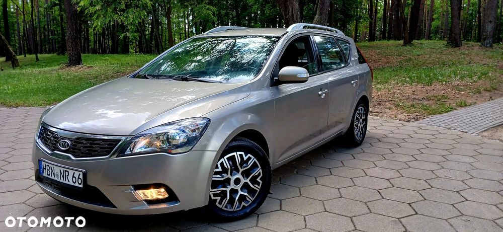 Kia Ceed 1.6 Crdi Comfort + - 3