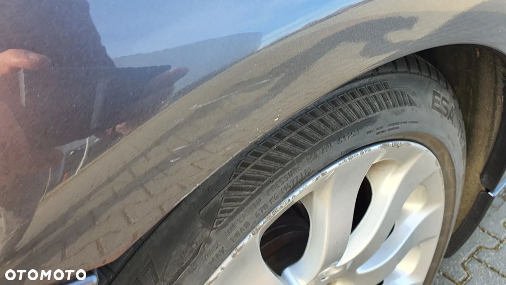 BMW Seria 3 325i - 16