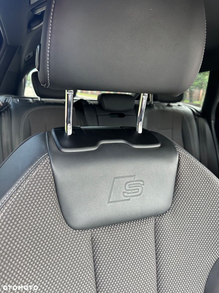 Audi A4 Avant 40 TDI S tronic S line - 12