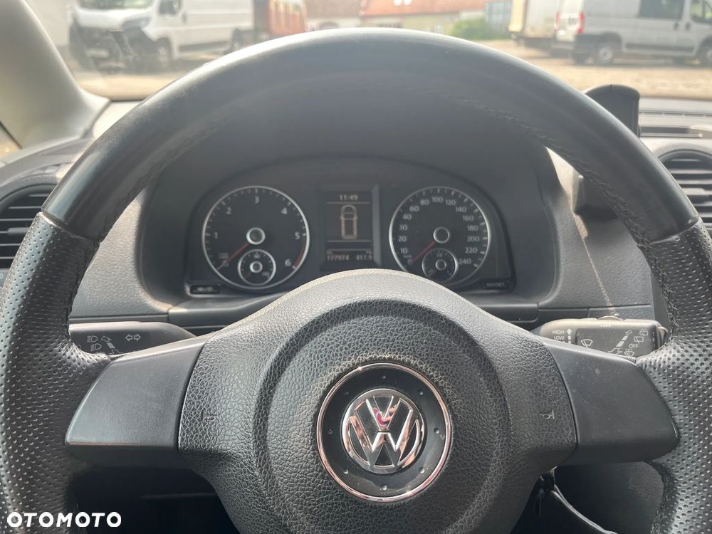 Volkswagen Caddy - 10