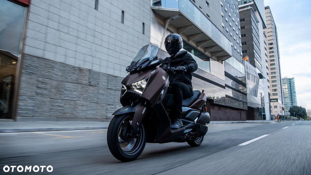Yamaha X-max - 8