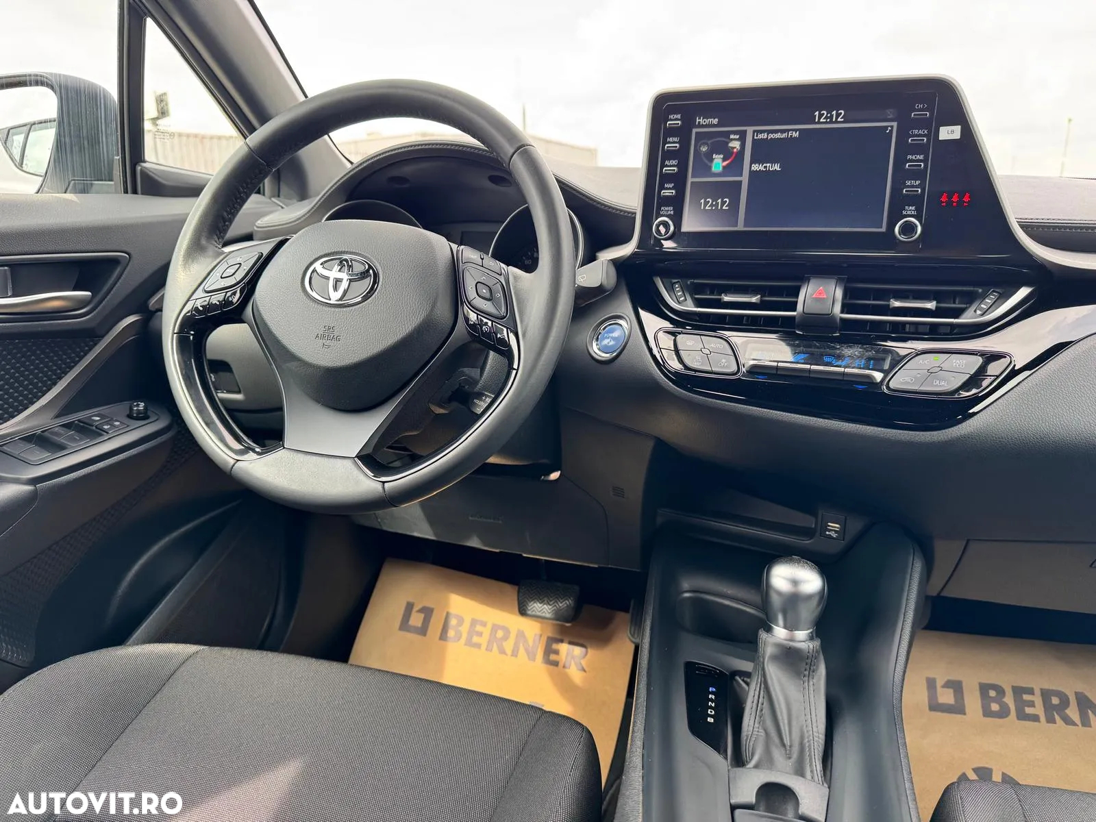 Toyota C-HR 1.8 HSD 122 CP 4x2 CVT Core - 17