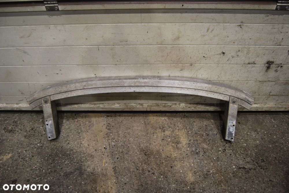 BELKA ZDERZAKA TYŁ TYLNA AUDI A6 C6 SEDAN - 2