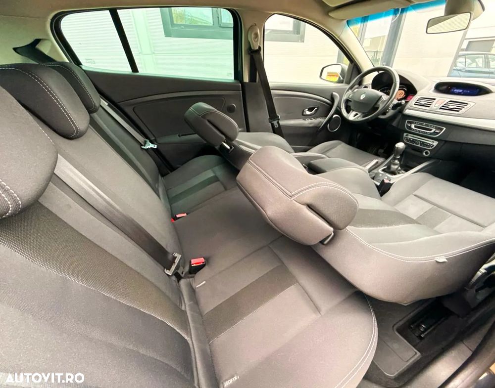 Renault Megane 1.6 16V 110 Dynamique - 24