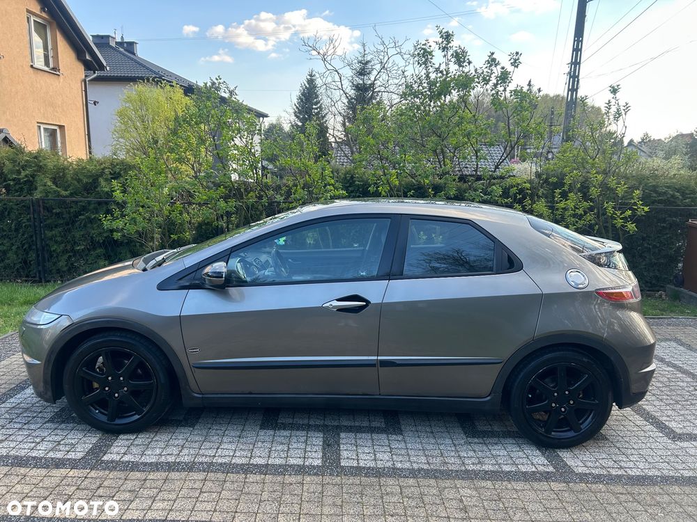Honda Civic 1.8 Executive - 5