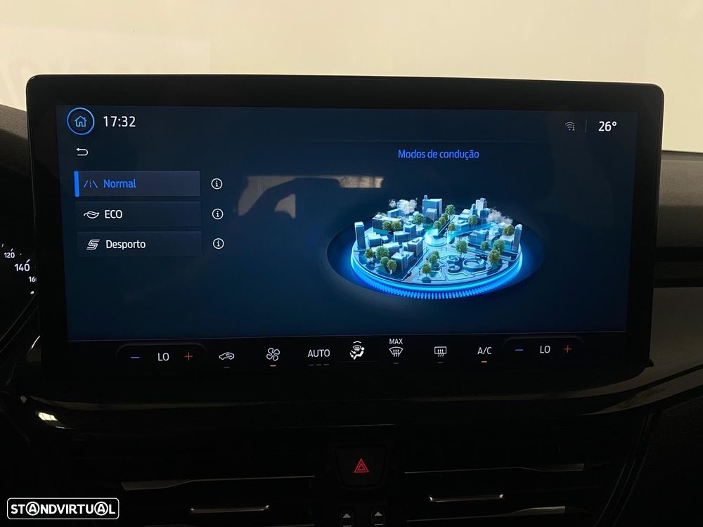 Ford Focus 1.0 EcoBoost MHEV ST-Line - 30