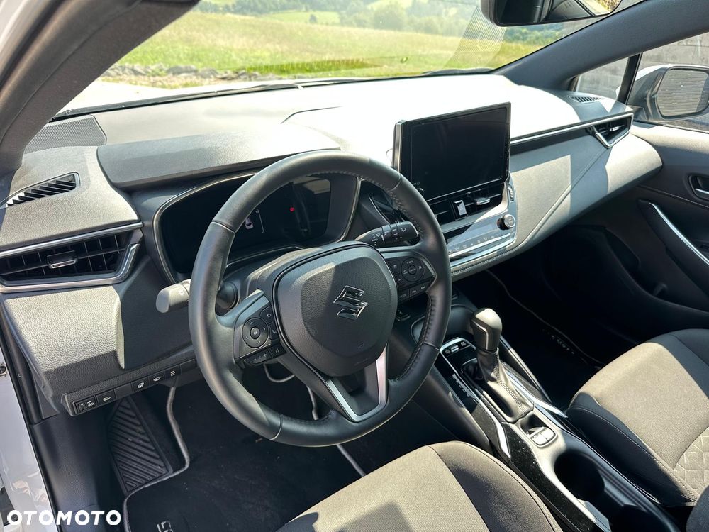 Suzuki Swace 1.8 Hybrid Premium Plus CVT - 7