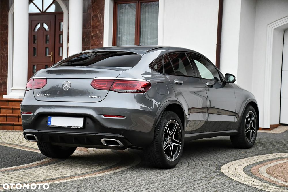 Mercedes-Benz GLC 200 4Matic 9G-TRONIC AMG Line - 12