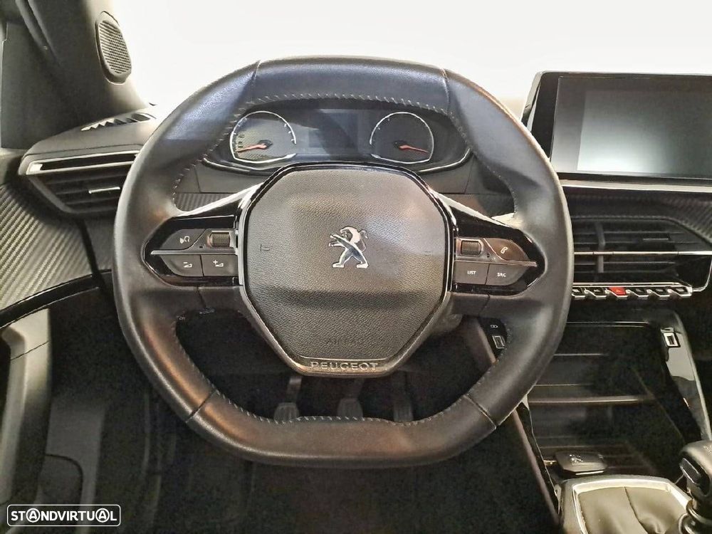 Peugeot 2008 1.2 PureTech Active Pack - 11